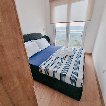 Cozy Apartments With Pool And Splendid Seaview Kavac Exterior photo