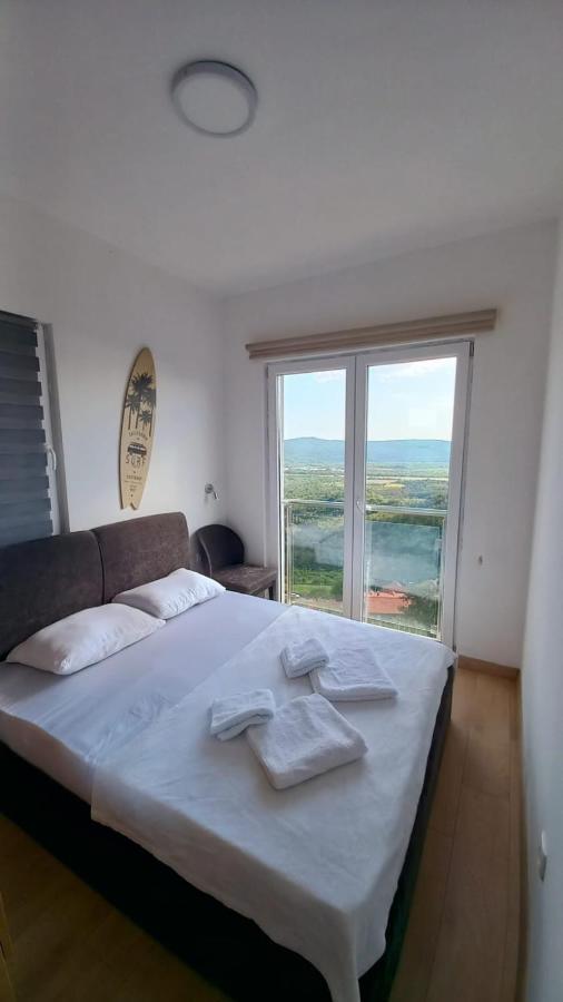 Cozy Apartments With Pool And Splendid Seaview Kavac Exterior photo